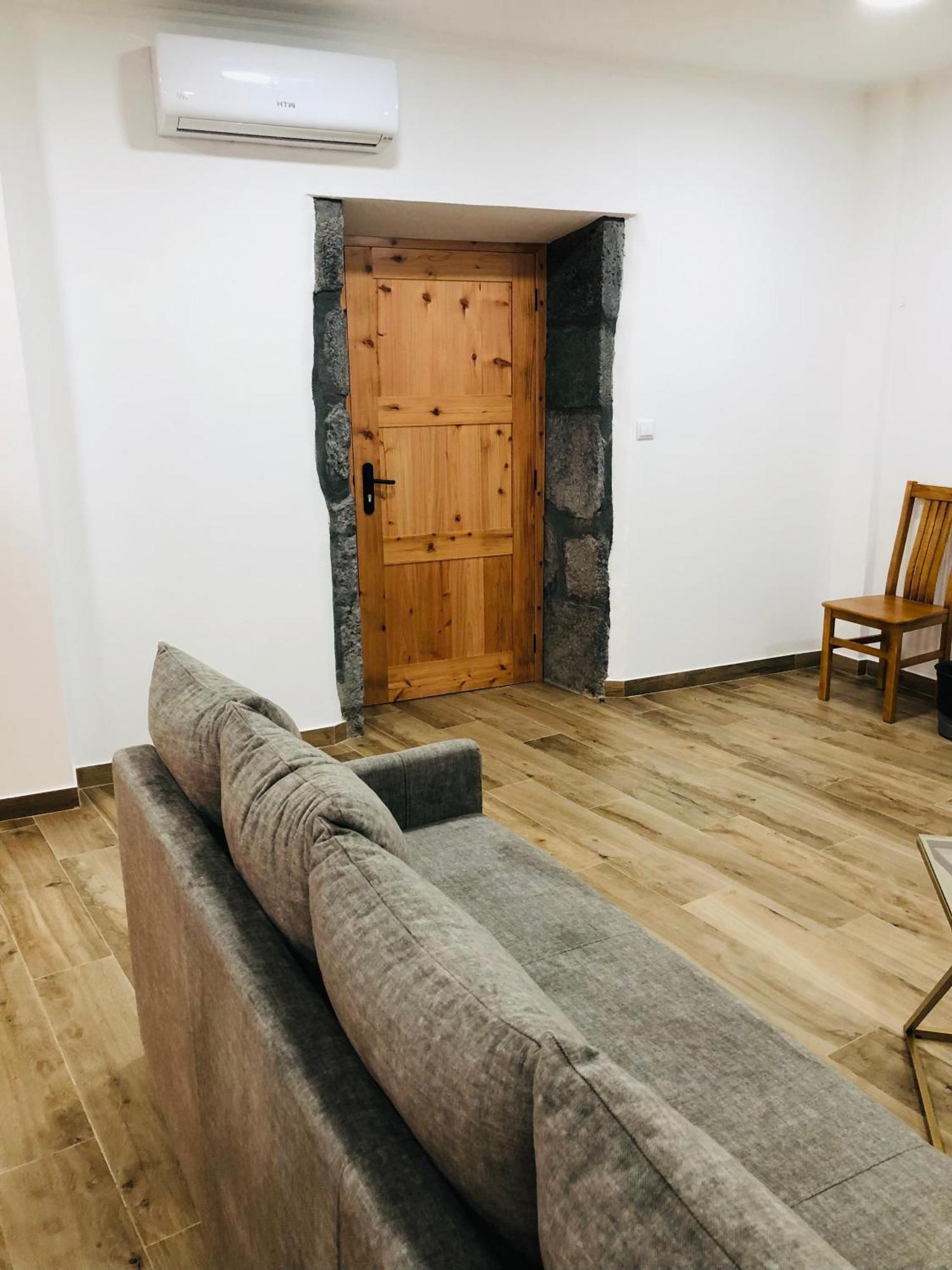 Amu- Apartamentos Misterios Da Urzelina Екстер'єр фото