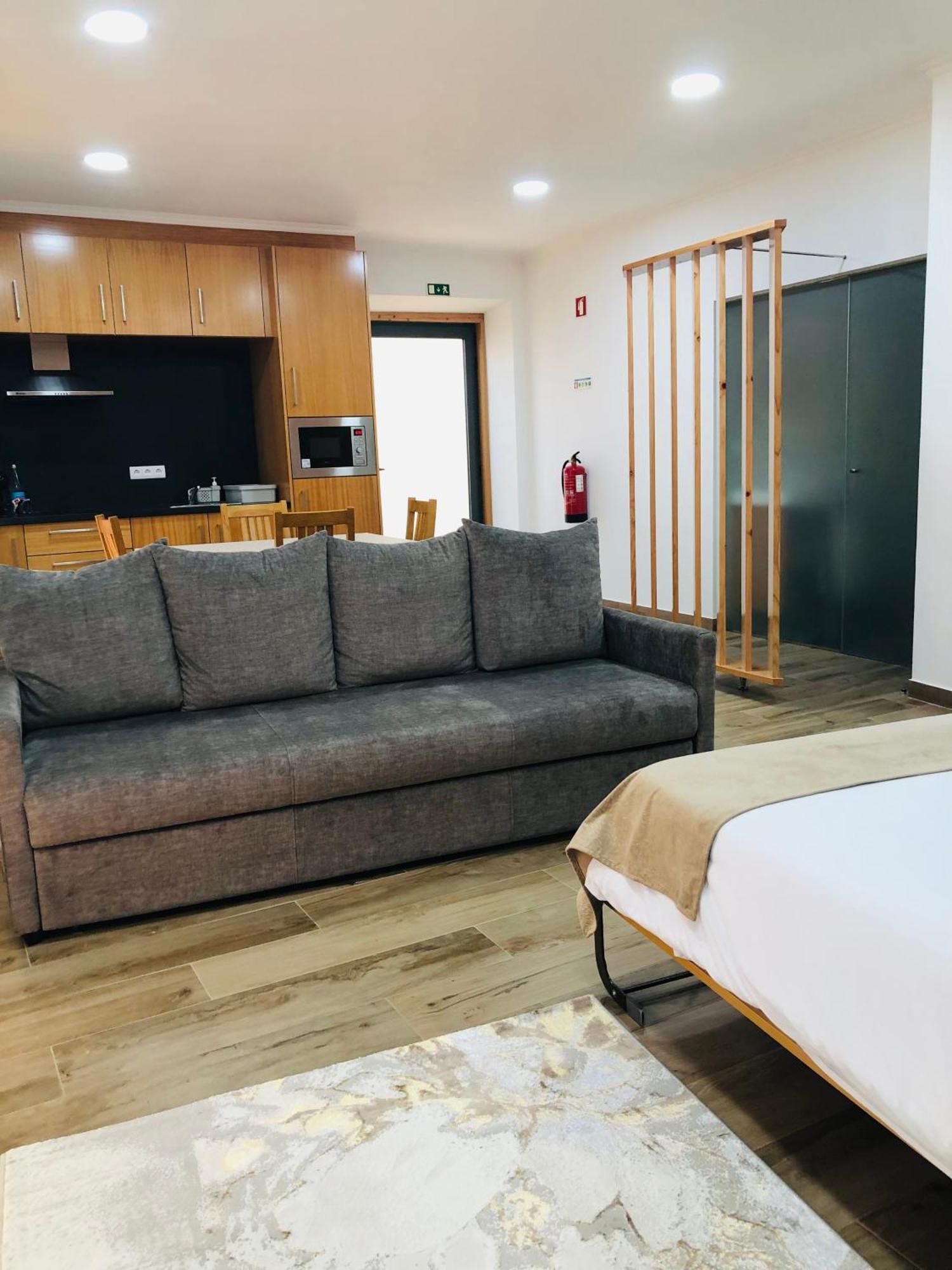 Amu- Apartamentos Misterios Da Urzelina Екстер'єр фото
